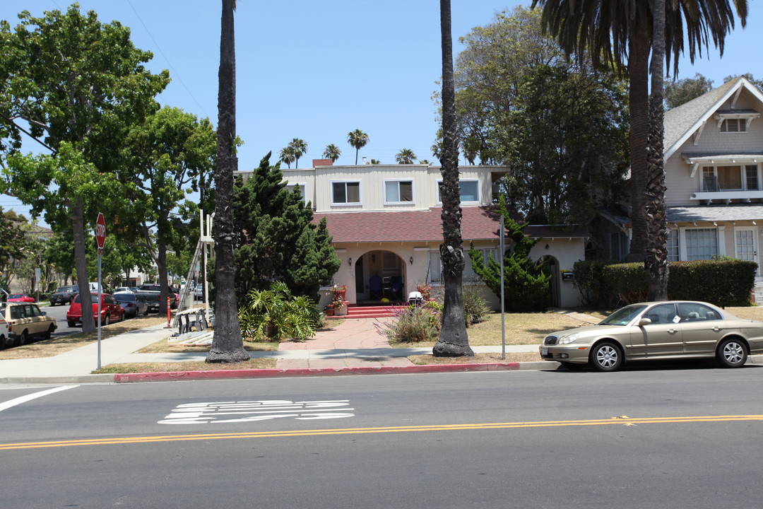 903 4th St in Santa Monica, CA - Building Photo