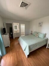 612 Executive Golf Villas Rd in St. Simons Island, GA - Building Photo - Building Photo