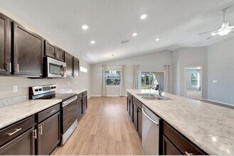 16207 59th Ct E in Parrish, FL - Foto de edificio - Building Photo