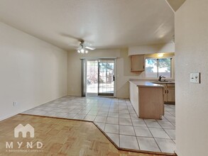 3696 W Sunglade Dr in Tucson, AZ - Building Photo - Building Photo