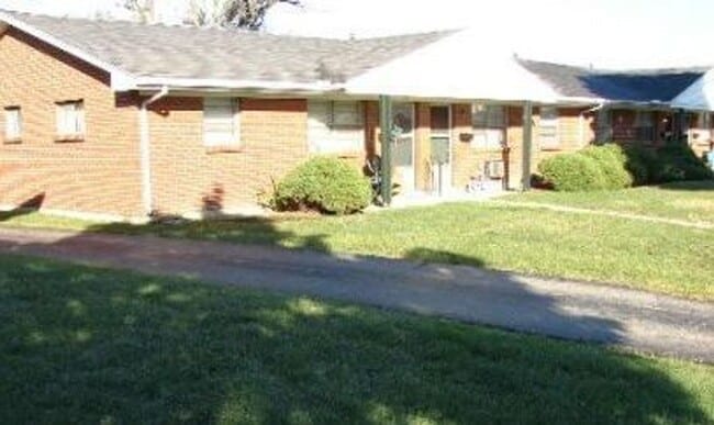 property at 207 Marwood Ct