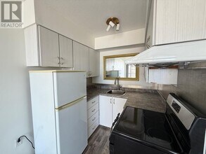1251-1251 Cardero St in Vancouver, BC - Building Photo - Building Photo