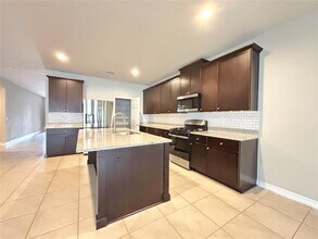 10921 Zoeller Dr in Austin, TX - Building Photo - Building Photo