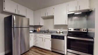 269 W San Marcos Blvd in San Marcos, CA - Building Photo