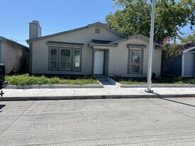 9904 Cedar Mountain Cir in Dallas, TX - Building Photo