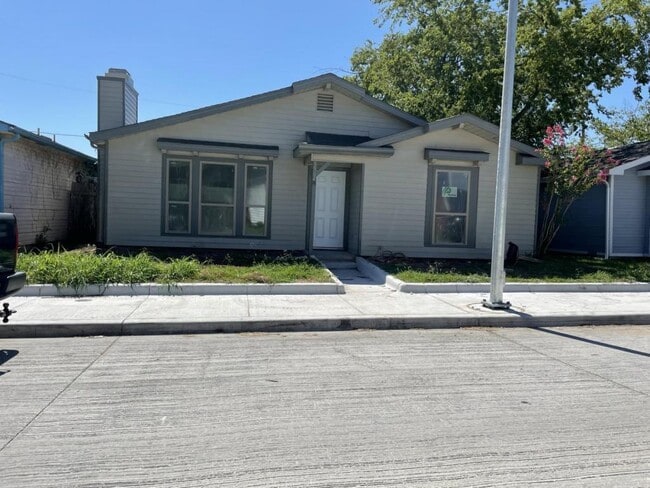 property at 9904 Cedar Mountain Cir
