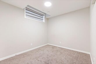 110 Magnolia Vw SE in Calgary, AB - Building Photo - Building Photo