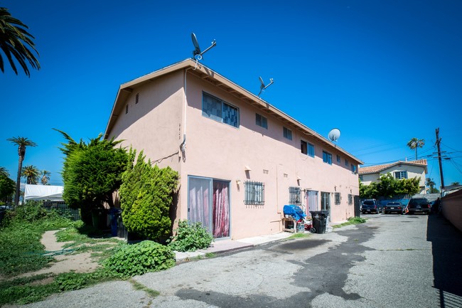 2908 Alsace Ave in Los Angeles, CA - Building Photo - Building Photo