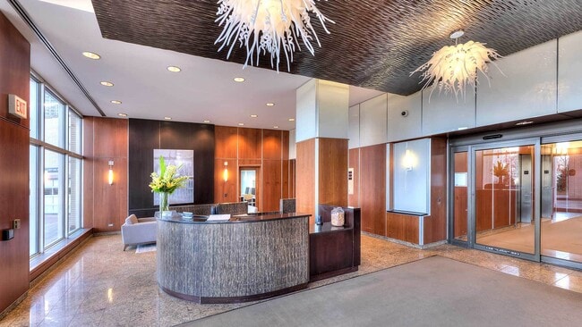 1130 S Michigan Ave in Chicago, IL - Building Photo - Building Photo