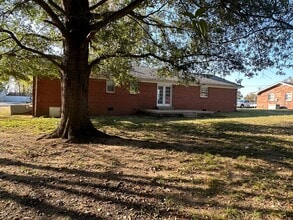 139 Gwen Ave in Gallatin, TN - Foto de edificio - Building Photo
