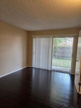 12029 Greenwood Forest Dr in Houston, TX - Building Photo - Building Photo
