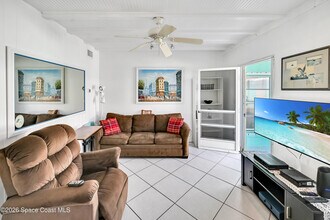 1365 S Atlantic Ave in Cocoa Beach, FL - Building Photo - Building Photo