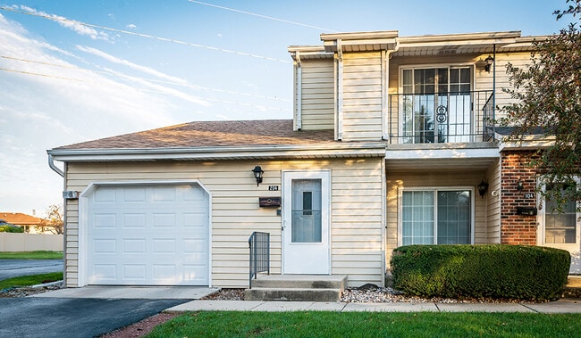 property at 6920 Mariner Dr