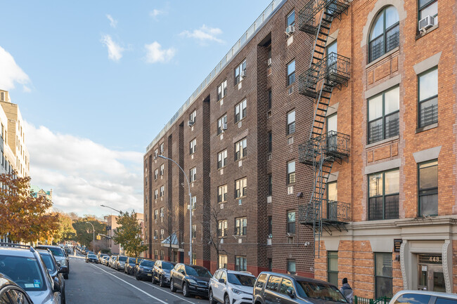 460 East 147th Street in New York, NY - Building Photo - Building Photo