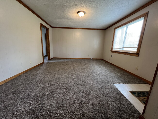 1000 Linda Ln in Springfield, TN - Building Photo - Building Photo