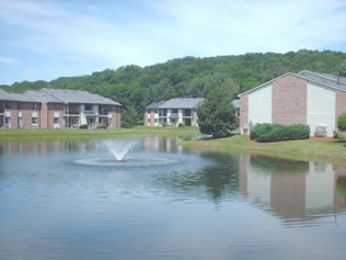 Cedar Run in Huntington, IN - Building Photo