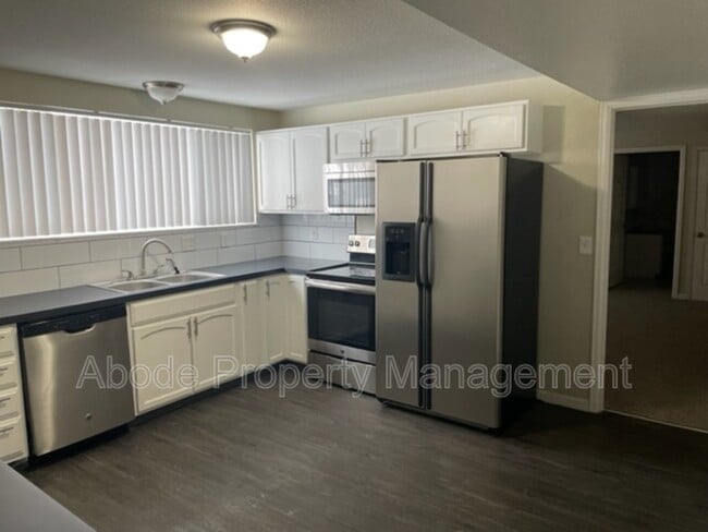 480 W 10th St in Loveland, CO - Building Photo - Building Photo