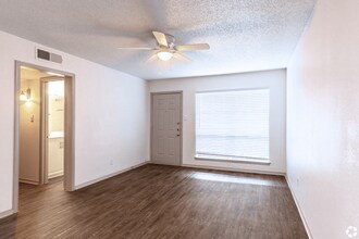 Lovato in Garland, TX - Building Photo - Building Photo