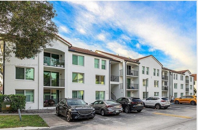 120 Villa Cir in Boynton Beach, FL - Building Photo - Building Photo