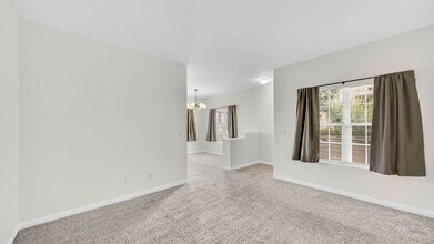 520 Arrowhead Trail in Henderson, NV - Building Photo - Building Photo