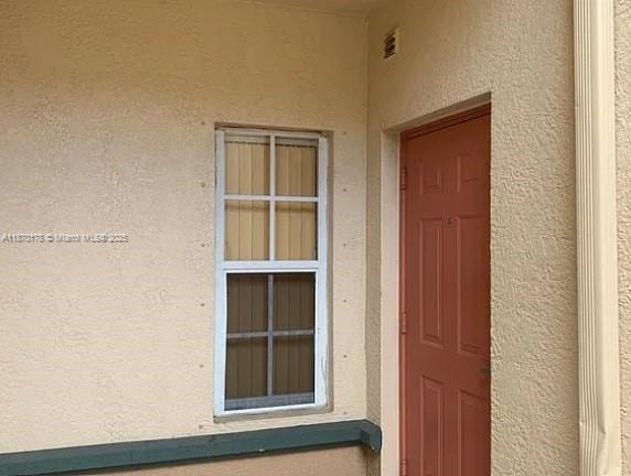 2557 Centergate Dr in Miramar, FL - Building Photo - Building Photo