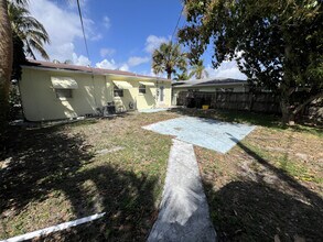 1622 N J St in Lake Worth Beach, FL - Building Photo - Building Photo