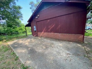 3646 Southland Dr in Jackson, MS - Building Photo - Building Photo