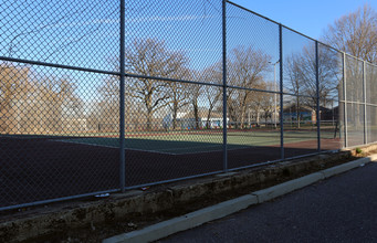 Westpark Apartments in Philadelphia, PA - Building Photo - Building Photo