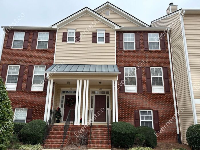 128 Weatherstone Square Dr in Woodstock, GA - Building Photo