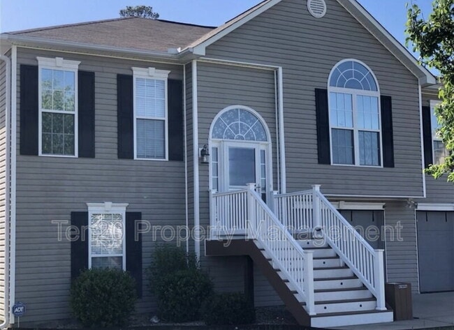 property at 2809 Dotti Dr