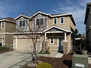 709 Ephesus Ave in Sacramento, CA - Building Photo - Building Photo