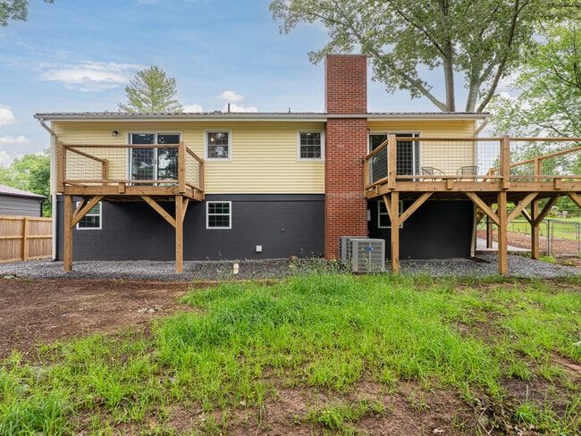 3 Southwicke Ct in Arden, NC - Building Photo - Building Photo