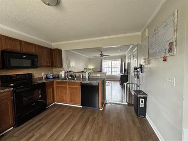 154 Cornerstone Pl in Jacksonville, NC - Building Photo - Building Photo