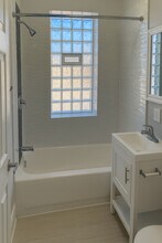 8209 S Ellis Avenue (NEW) in Chicago, IL - Building Photo - Building Photo