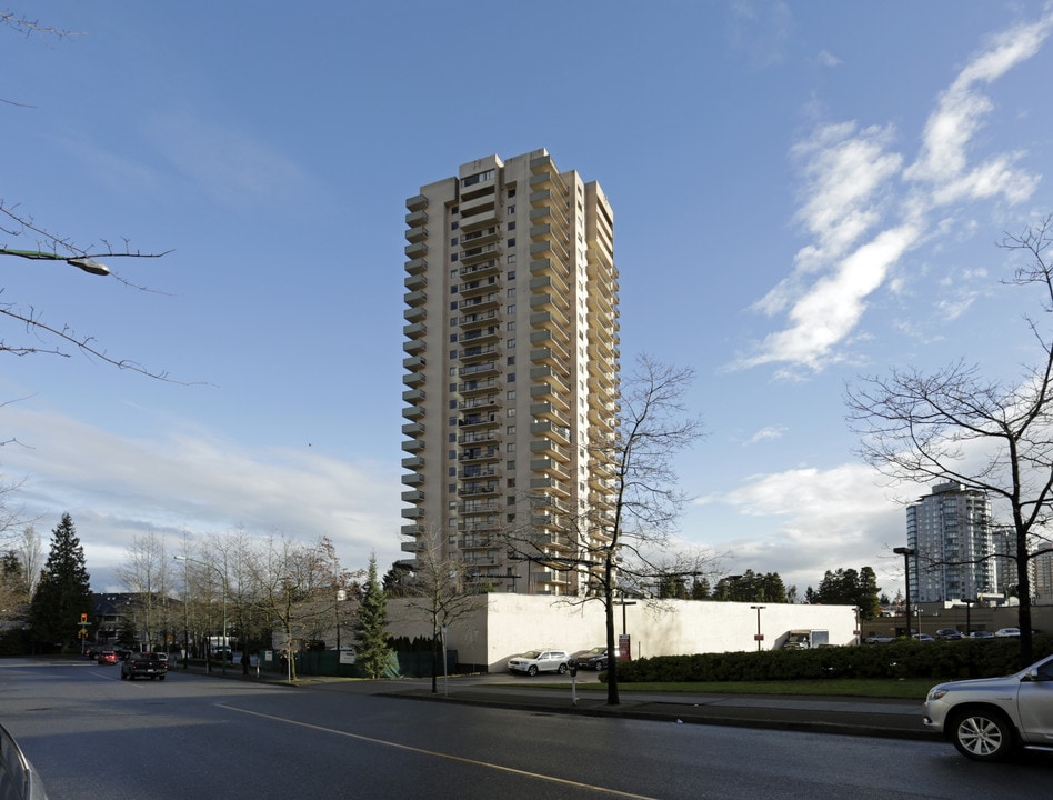 Panarama Tower in Burnaby, BC - Building Photo