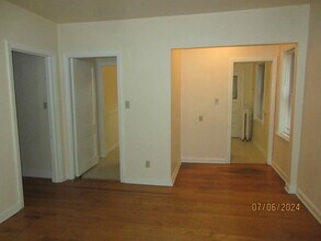 1982 N Prospect Ave-Unit -1D in Milwaukee, WI - Building Photo - Building Photo