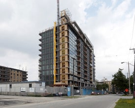 Cloud 9 Condominiums in Toronto, ON - Building Photo - Building Photo