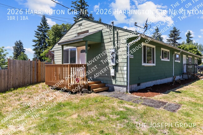 property at 2026 Harrington Cir NE