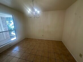 9515 Brook Green in San Antonio, TX - Building Photo - Building Photo