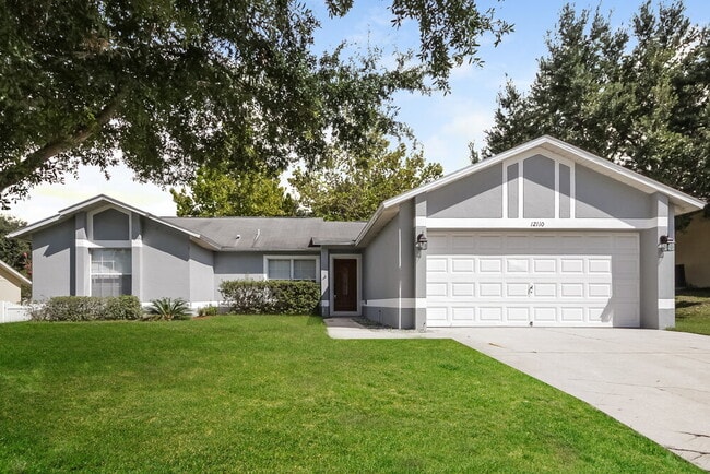 property at 12110 Woodglen Cir