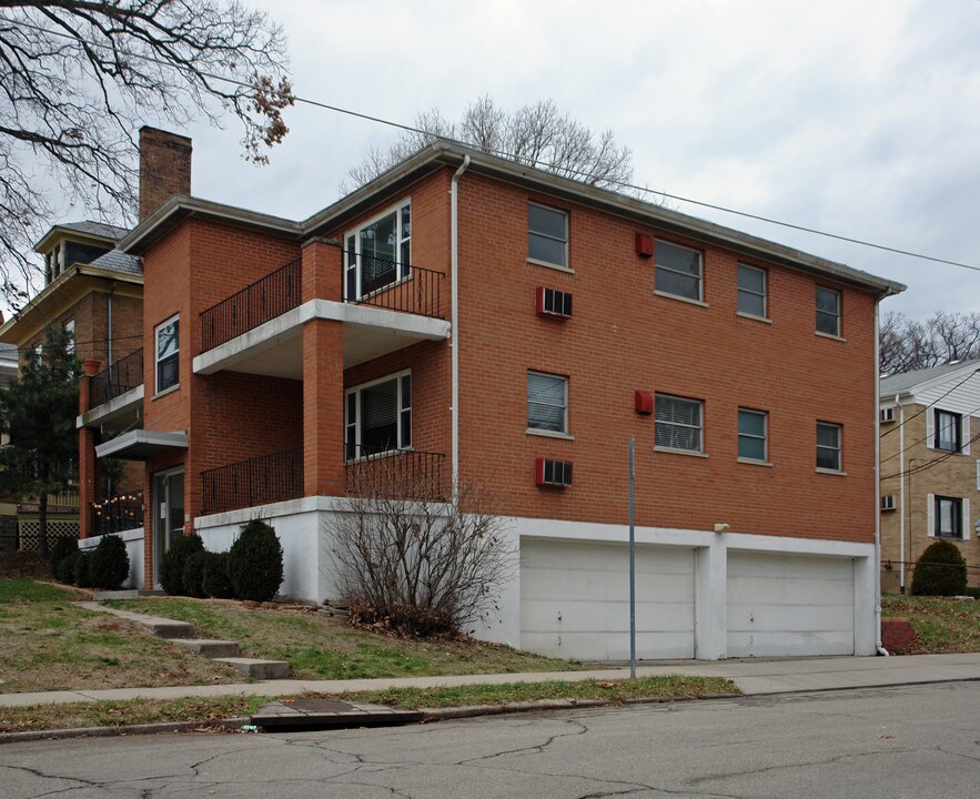 3140 Montana Ave in Cincinnati, OH - Foto de edificio