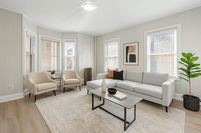 property at 122 Saratoga St
