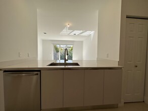 815 NE 17th Ave in Fort Lauderdale, FL - Building Photo - Building Photo