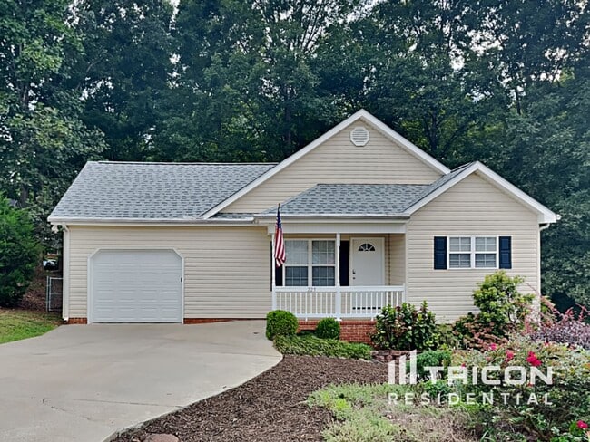 225 Joes Ct in Easley, SC - Building Photo - Building Photo