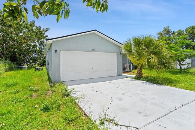 property at 795 Squirrel Ct