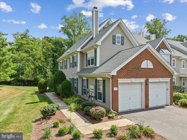 614 Bollen Ct in Pennington, NJ - Building Photo - Building Photo