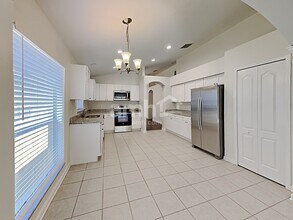 11603 Misty Isle Ln in Riverview, FL - Building Photo - Building Photo