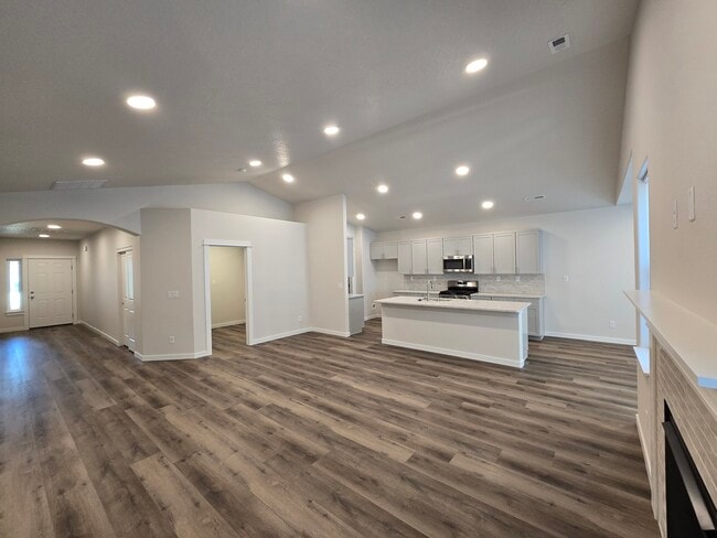 property at 2232 W Jay Ave