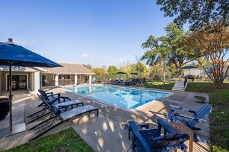 The Hilltop Apartment Homes in Temple, TX - Building Photo - Building Photo