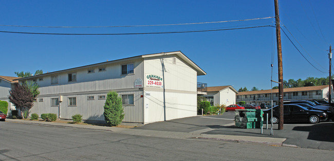 Park Place Apartments in Sparks, NV - Building Photo - Building Photo